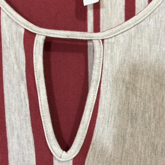 Native People short sleeved, cranberry and gray striped dress. Size Small. - Picture 4 of 8